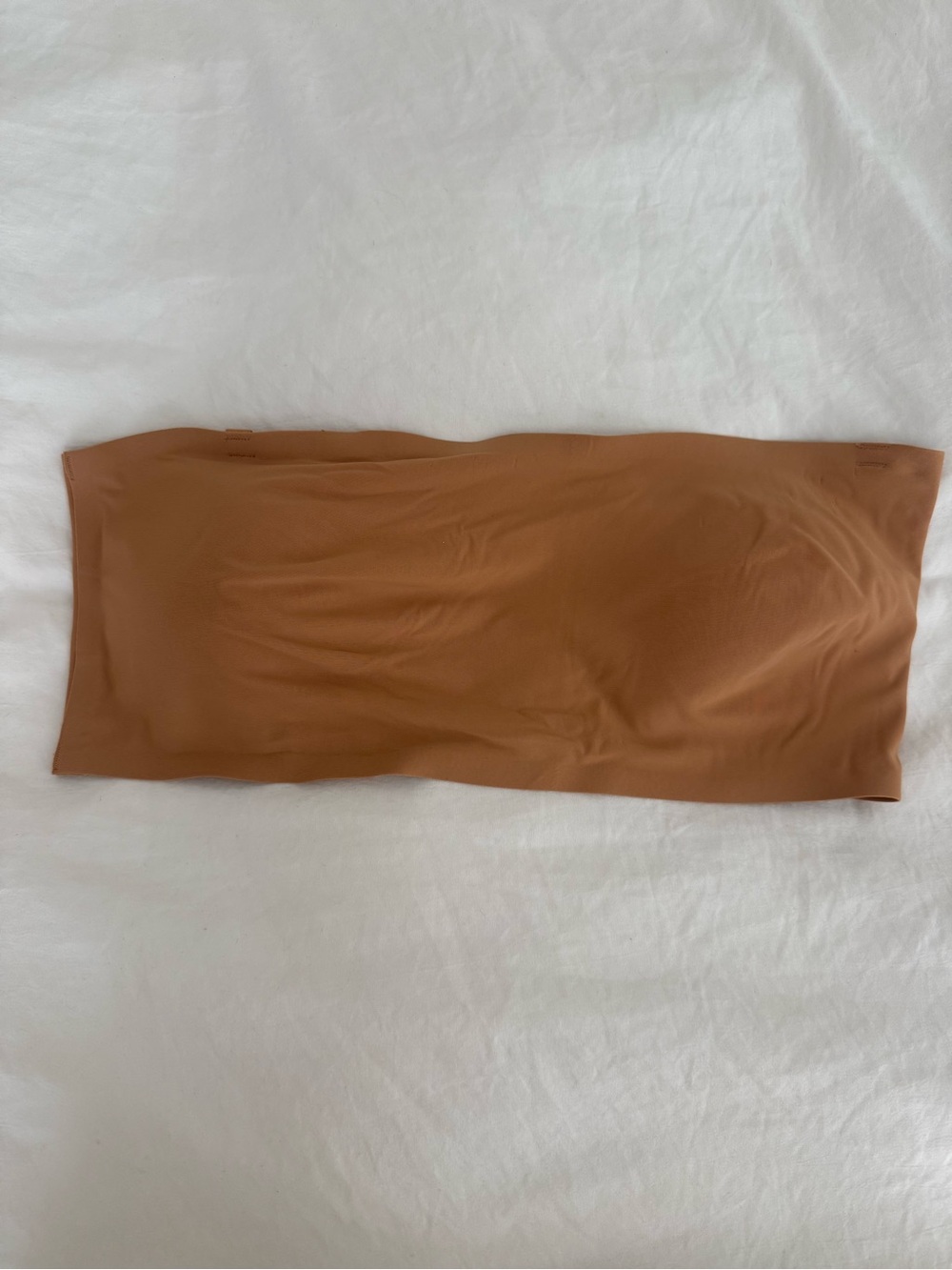 Seamless Abercrombie bandeau in Nude color